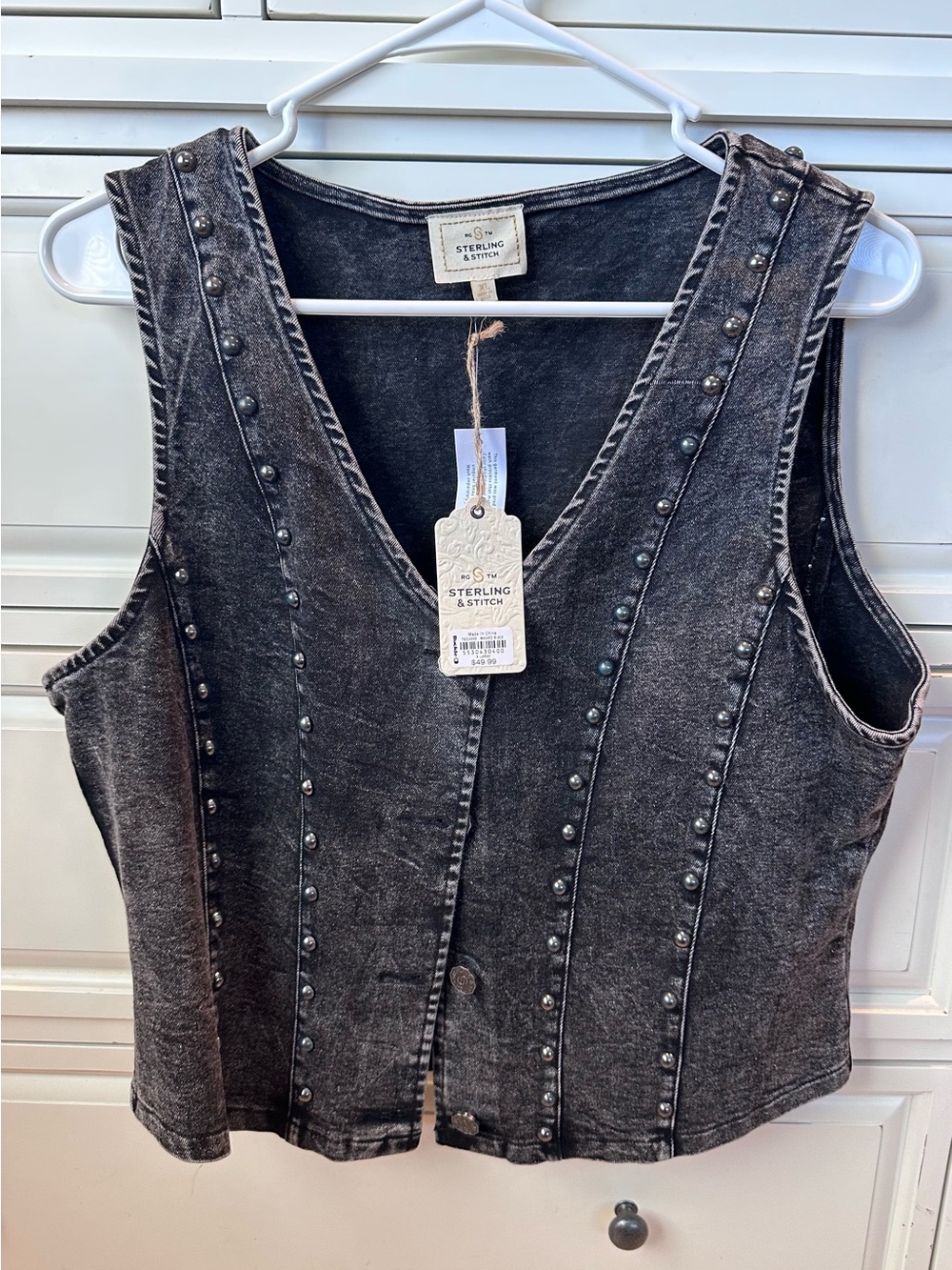Sterling & Stitch Black Washed Studded V-Neck Vest
